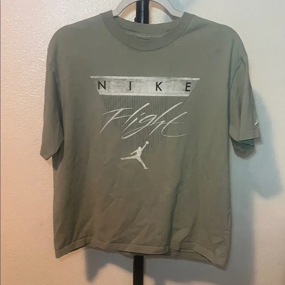 Nike Flight Jordan Olive Graphic Tee - Picture 2 of 8